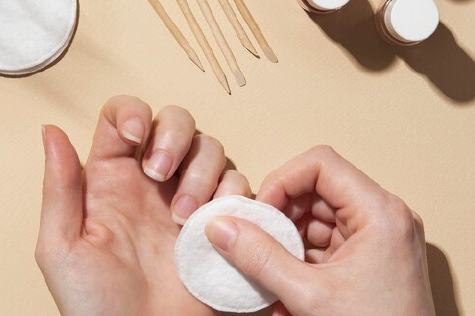 Cuticle remover